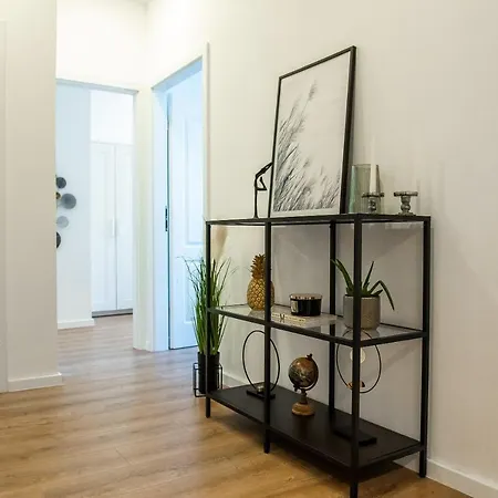 Linda - Center Apartment *